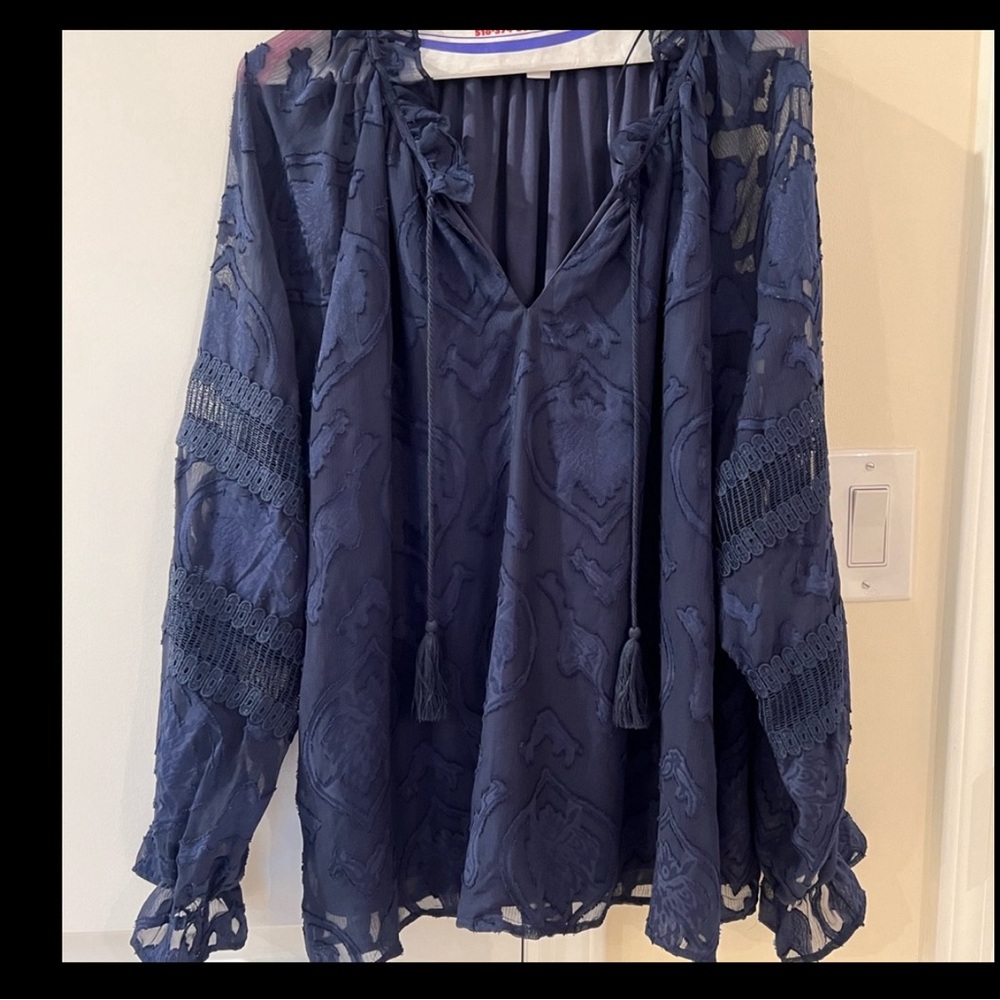 Women blouse navy